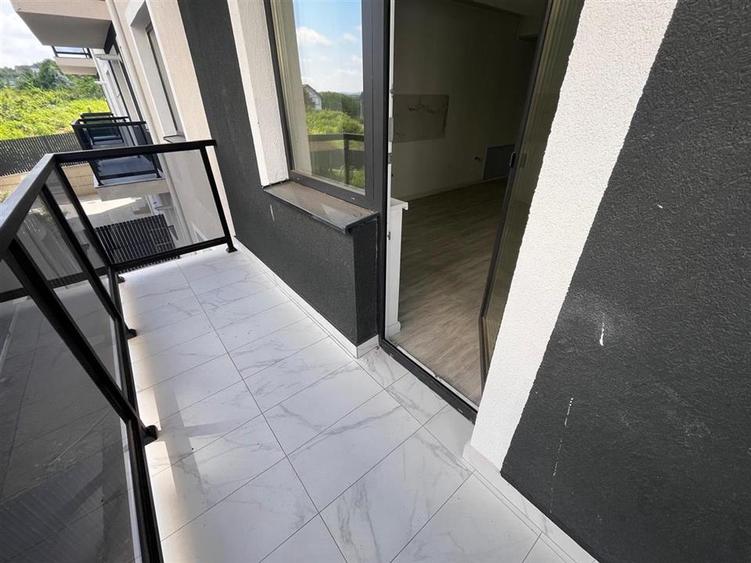 Apartament cu 2 camere decomandat în Vișan