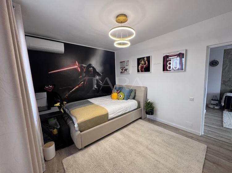 Apartament cu 3 camere semidecomandat, mobilat în Dâmbul Rotund