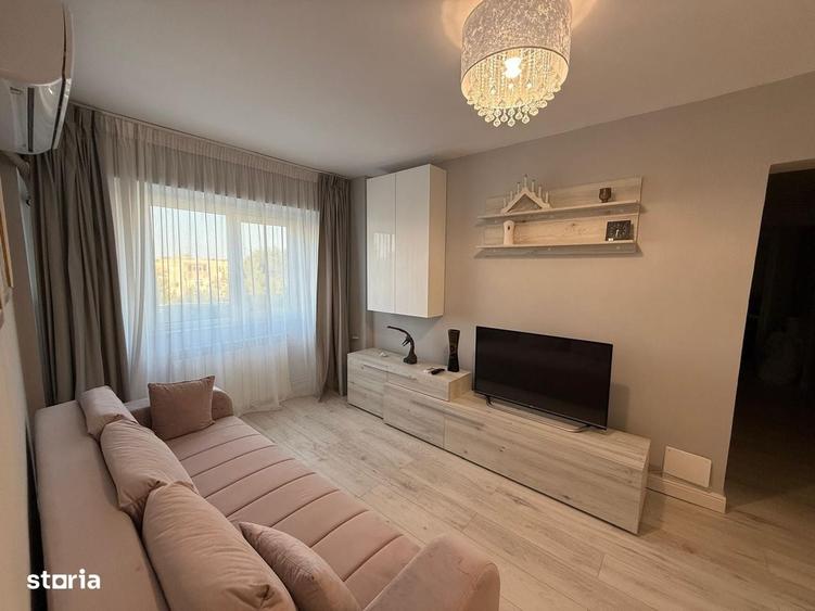 Apartament cu 4 camere decomandat în Tomis III