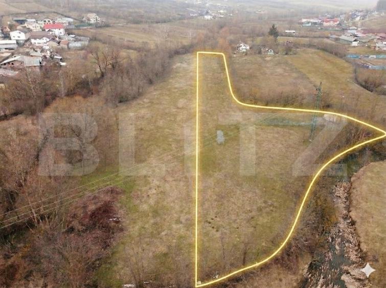 Teren Construcții intravilan de 3470 mp, în Ocnița