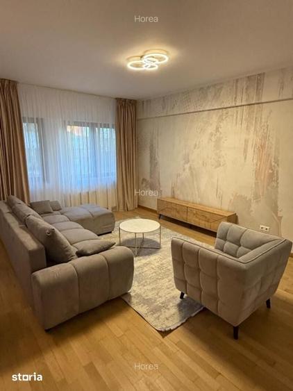 Apartament cu 4 camere în Herăstrău
