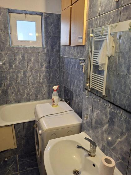 Apartament cu 2 camere semidecomandat în George Enescu