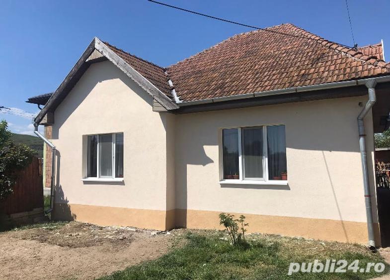 Casă cu 4 camere în Central