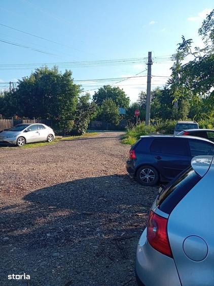Casă cu 3 camere cu Teren 700 Mp în Deal