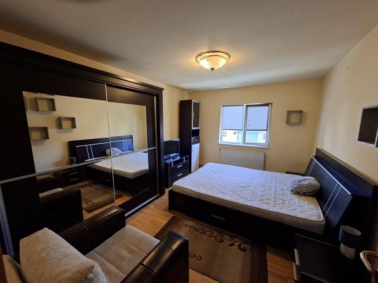 Apartament cu 2 camere decomandat în Turnișor