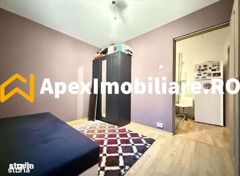 Apartament cu 4 camere decomandat, mobilat în Tei