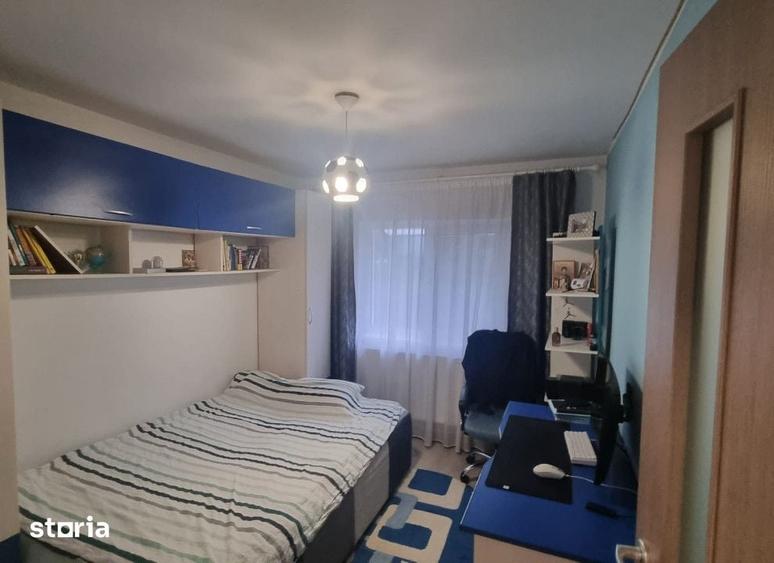 Apartament cu 4 camere în Nicolina
