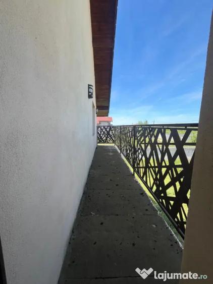 Casă cu 4 camere cu Teren 500 Mp în Ghercești