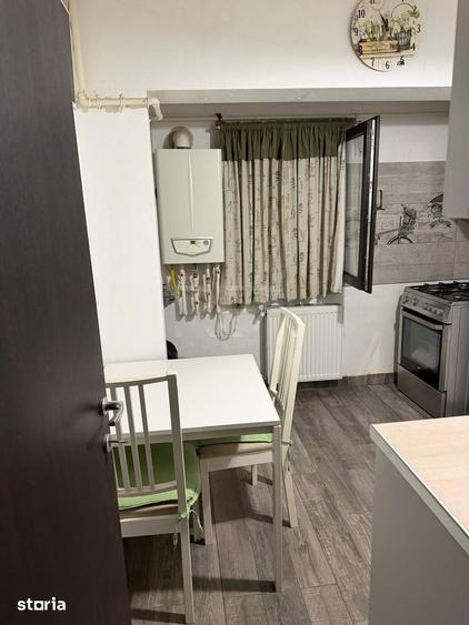 Apartament cu 3 camere decomandat în Progresul