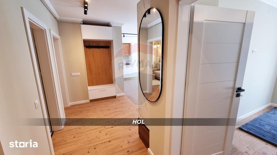 Apartament cu 3 camere, mobilat în Săsar