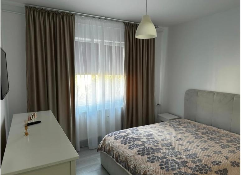 Apartament cu 2 camere decomandat în Drumul Taberei
