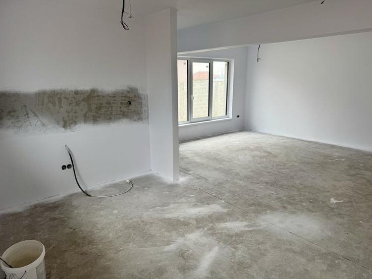 Casă cu 3 camere cu Teren 500 Mp în Sântandrei
