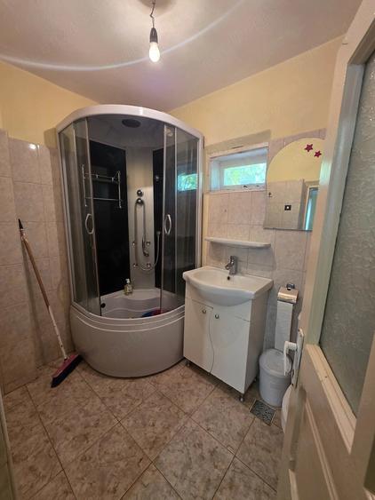Casă cu 3 camere cu Teren 357 Mp în 1 Mai