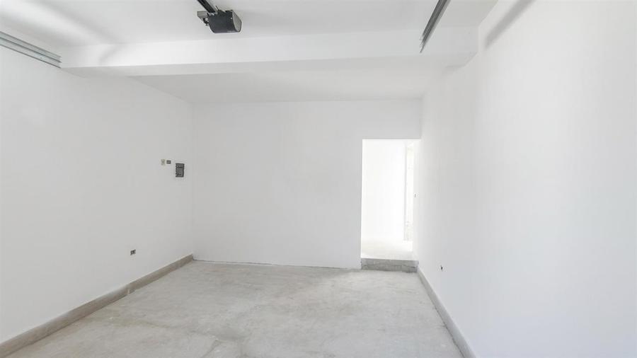 Casă cu 3 camere cu Teren 844 Mp în Nufărul