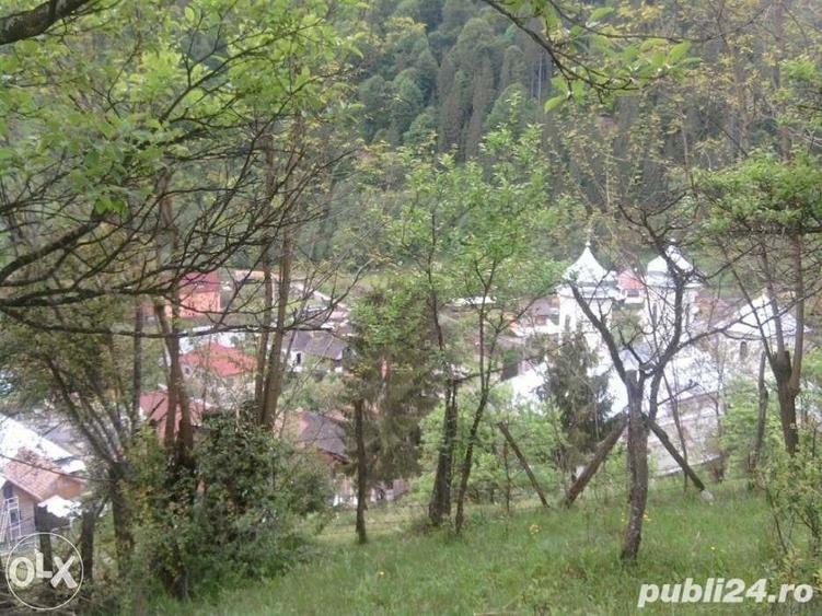 Teren de 5062 mp, în Voineasa