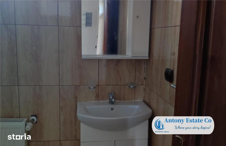 Casă cu 5 camere cu Teren 1304 Mp în Oșorhei