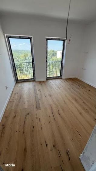 Casă cu 5 camere cu Teren 283 Mp în Făget