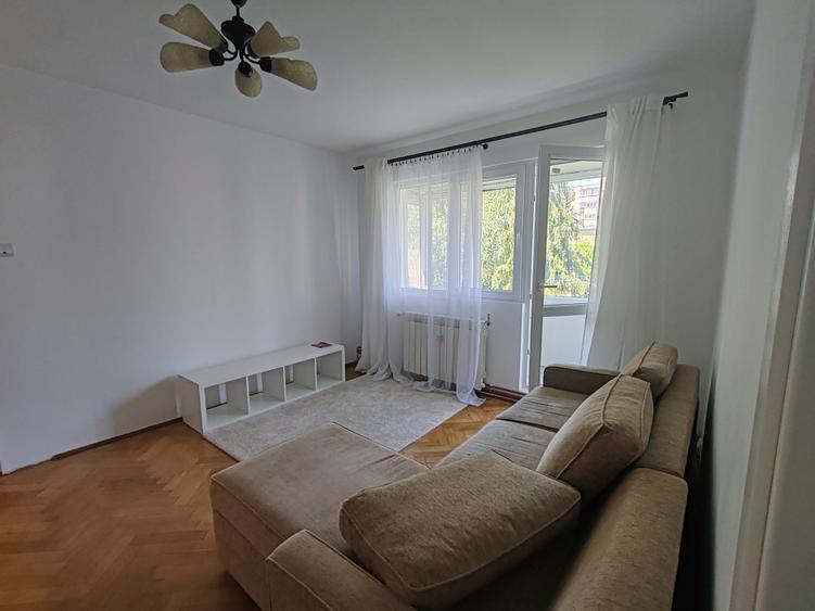 Apartament cu 2 camere semidecomandat în Gemenii