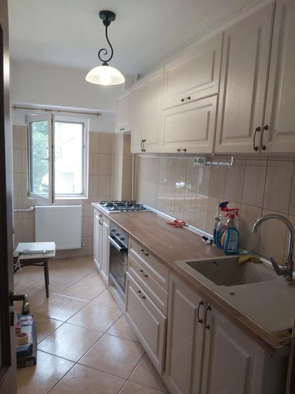 Garsonieră decomandată în Vitan