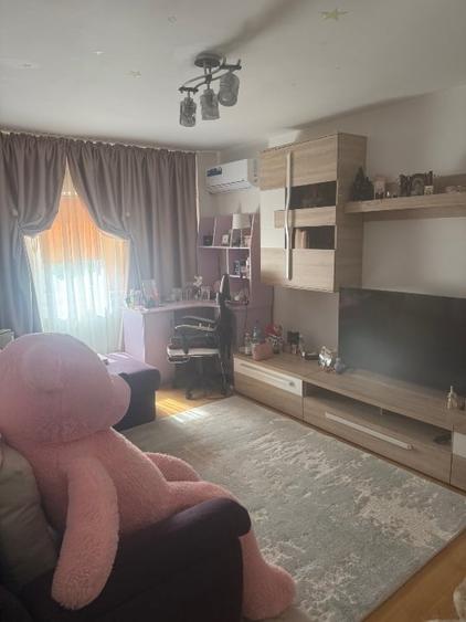 Apartament cu 2 camere decomandat, mobilat în Energia