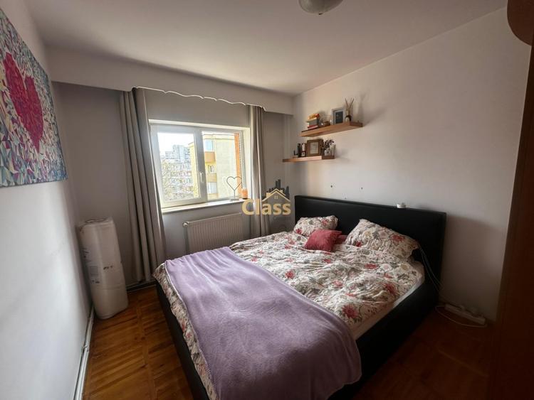 Apartament cu 4 camere decomandat, mobilat în Mărăști