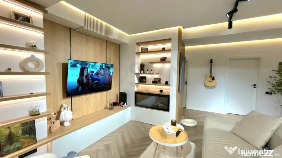 Apartament cu 5 camere semidecomandat în Cișmigiu