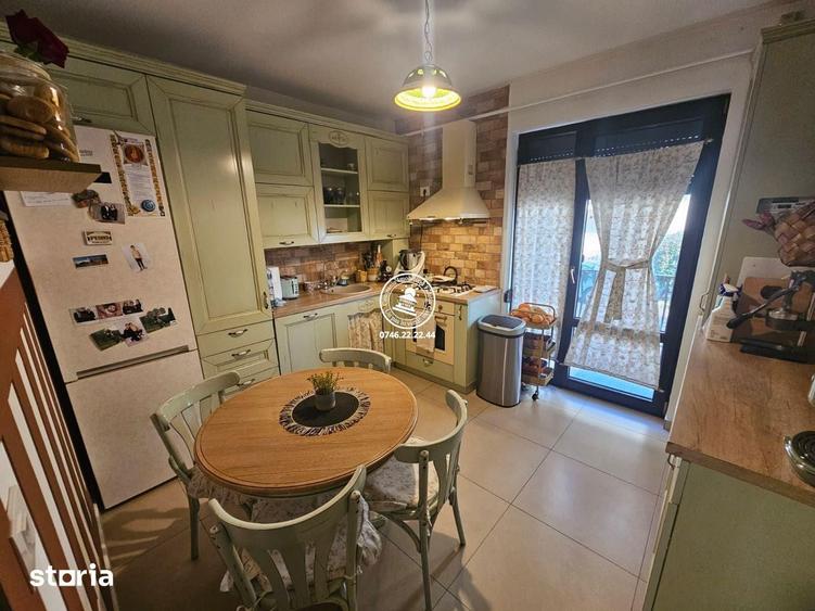 Apartament cu 3 camere decomandat în Valea Lupului