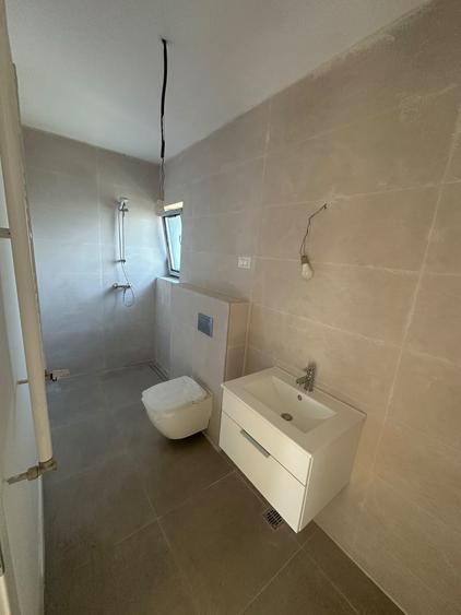 Duplex cu 5 camere cu Teren 100 Mp în Jilava