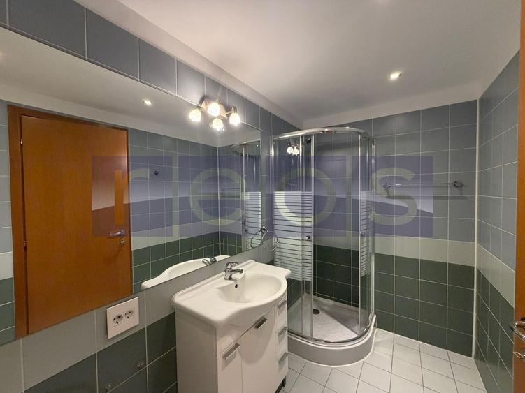 Apartament cu 3 camere, mobilat în Șoseaua Nordului