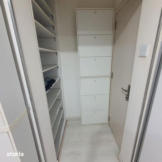 Apartament cu 3 camere în Războieni