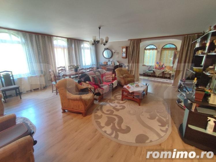 Casă cu 8 camere cu Teren 992 Mp în Cătămărești