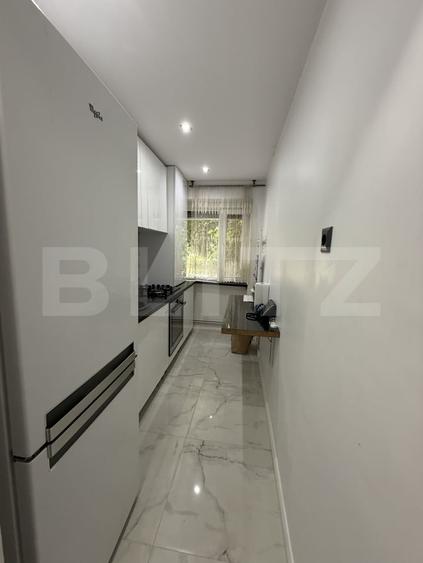 Apartament cu 2 camere semidecomandat, mobilat în Micro 14