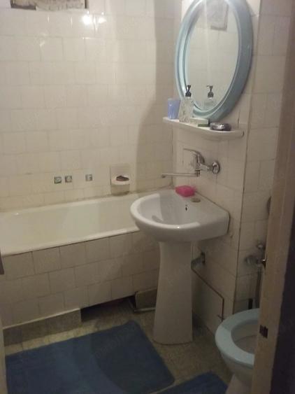 chirie garsoniera si apartament doua camere Untold - 5