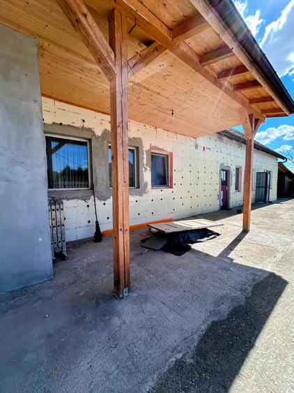 Casă individuală cu 5 camere cu Teren 1800 Mp în Chizătău