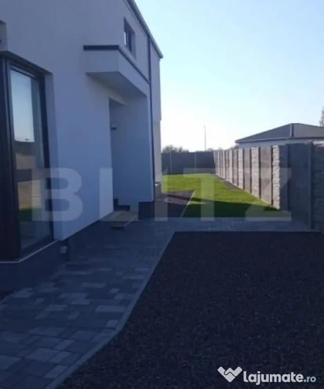 Casă cu 4 camere cu Teren 393 Mp în Urseni