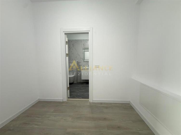 Casă individuală cu 5 camere cu Teren 360 Mp în Berceni