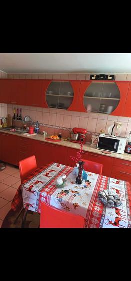 Casă cu 4 camere decomandat în Bistrița