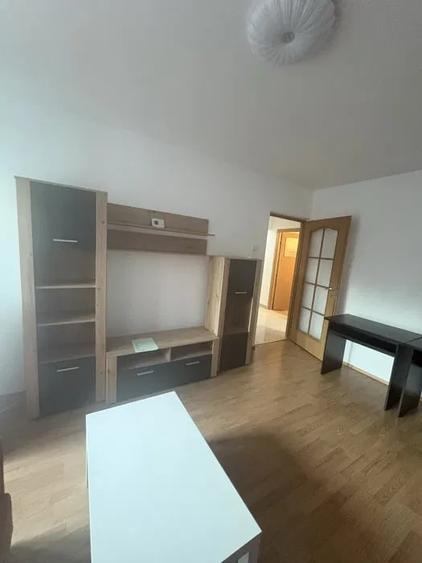 Apartament cu 2 camere decomandat, mobilat în Drumul Taberei