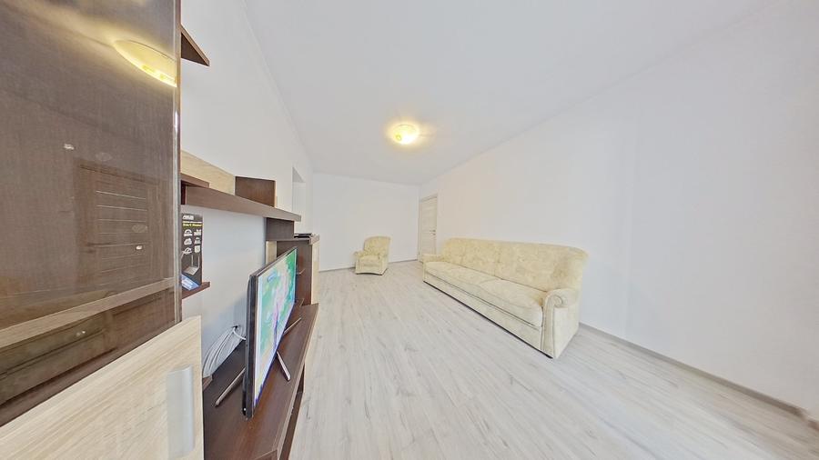 Apartament cu 2 camere semidecomandat în Aurel Vlaicu
