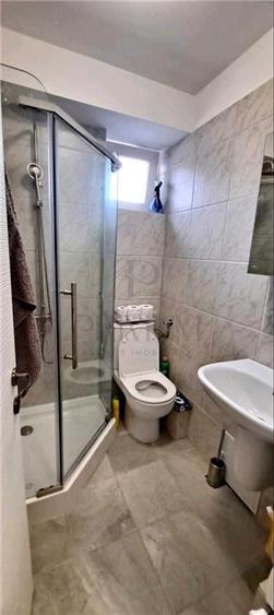 Apartament cu 3 camere decomandat, mobilat în Simion Bărnuțiu