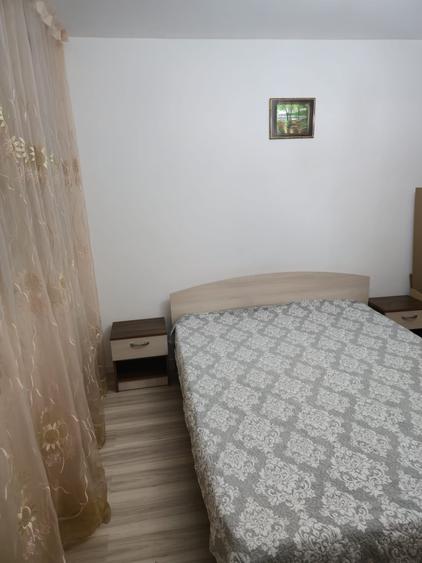 Apartament cu 3 camere decomandat în Dristor