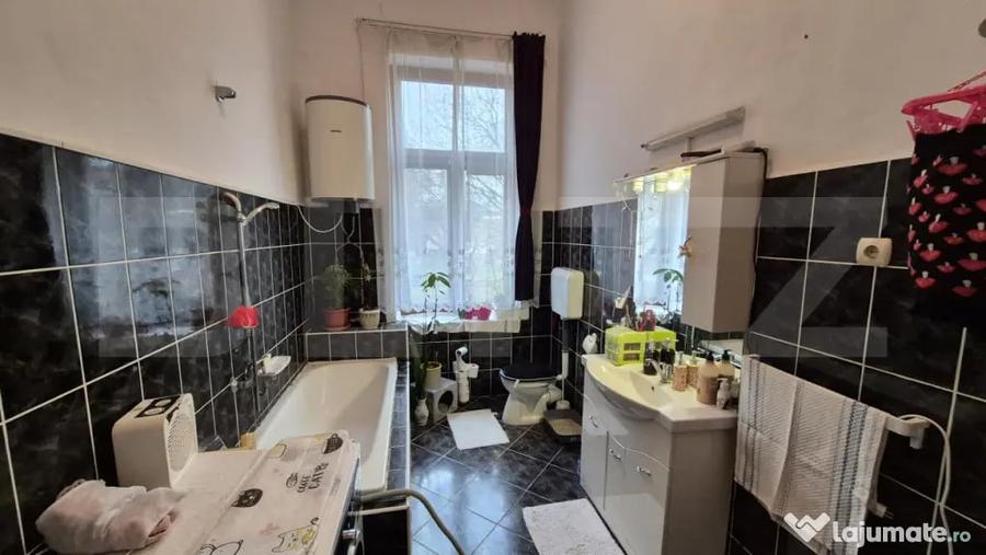 Apartament cu 2 camere semidecomandat în Ultracentral