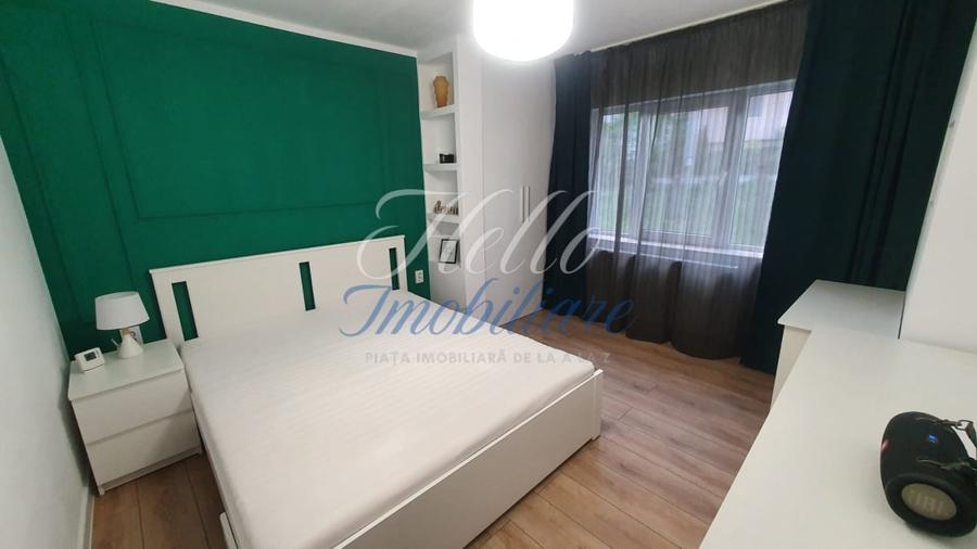 Apartament cu 3 camere decomandat în Între Lacuri