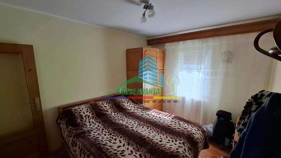 Apartament cu 3 camere decomandat în Gară