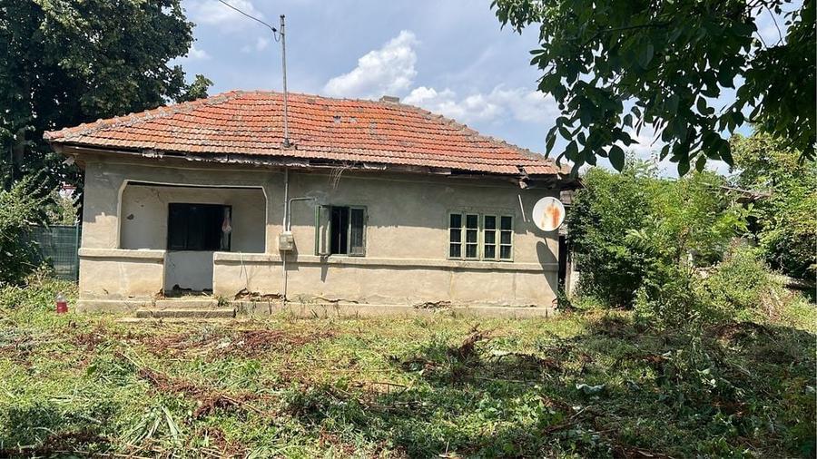 Casă cu 2 camere în Belciug