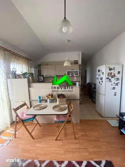 Apartament cu 3 camere decomandat, mobilat în Cedonia