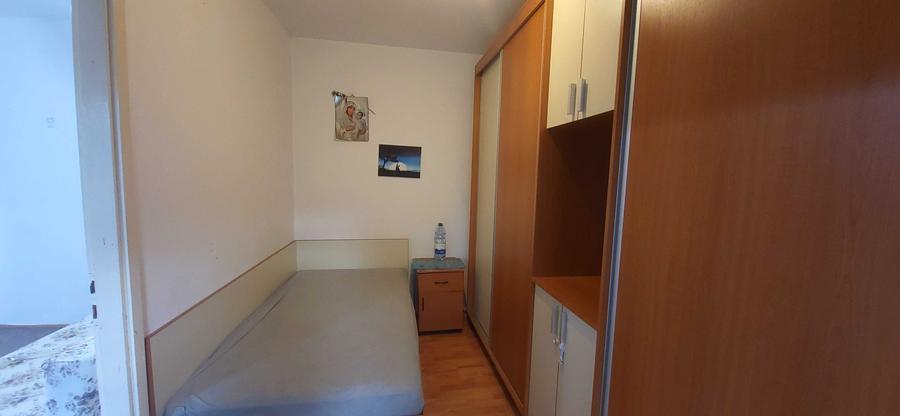 Apartament cu 2 camere nedecomandat în Central
