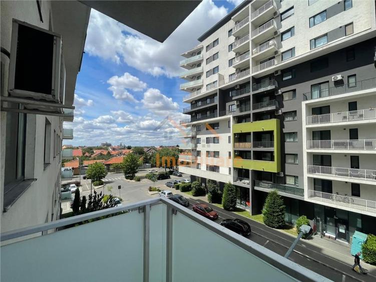 Apartament cu 3 camere decomandat în Decebal