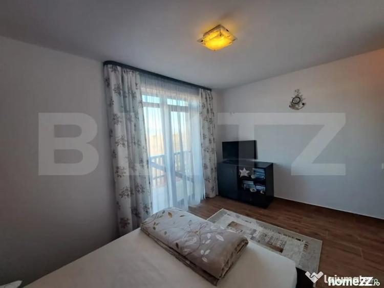 Casă cu 6 camere cu Teren 330 Mp în Central