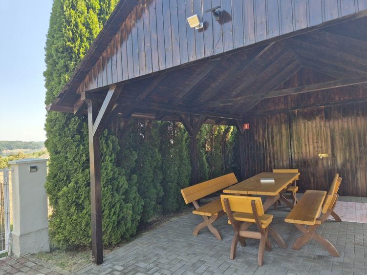 Casă cu 3 camere în Central